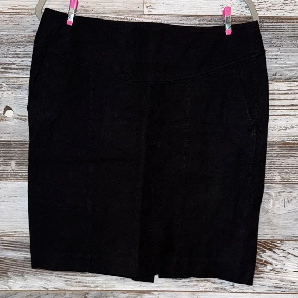 Banana Republic Black Pencil Skirt - Picture 1 of 5